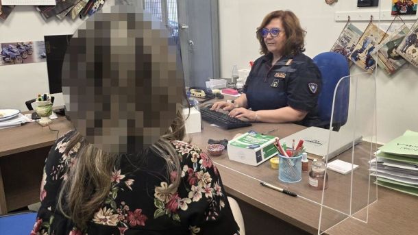 Caltagirone, pugni e schiaffi alla compagna per un anno: giovane finisce in carcere