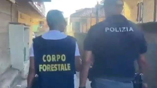 Catania, panificio e laboratorio di pasticceria nel garage di casa: sequestrati prodotti e attrezzature
