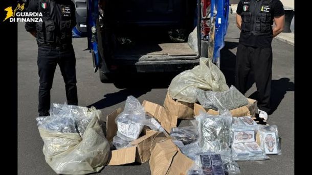 Sequestrati a Catania oltre 210 chili di stupefacenti: arrestati tre catanesi in flagranza di reato