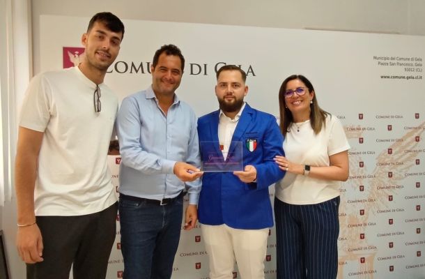 Orgoglio gelese, il giovane acconciatore Giovanni Ratto in gara a Parigi