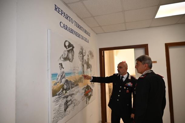 Il Generale di Brigata Ubaldo Del Monaco in visita al reparto territoriale carabinieri di Gela