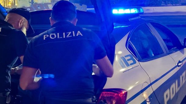 Catania, denunciato un 38enne trovato con arnesi da scasso tra le auto in sosta in centro di notte