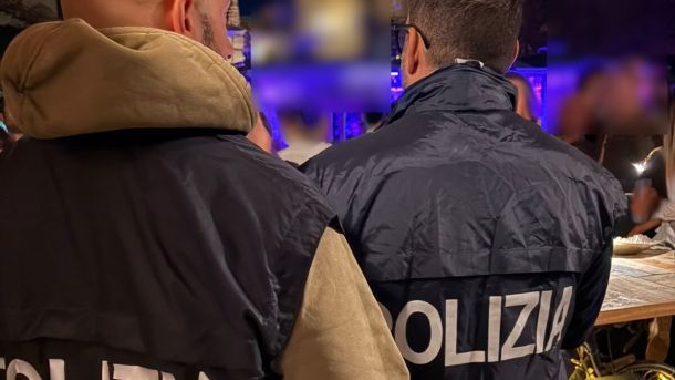 Catania, controlli nella movida: interrotta serata danzante al faro Biscari e denunciato il titolare