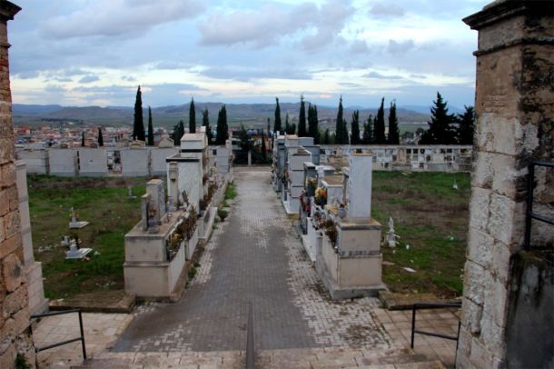 Commemorazione dei defunti: apertura straordinaria a Gela dei cimiteri comunali